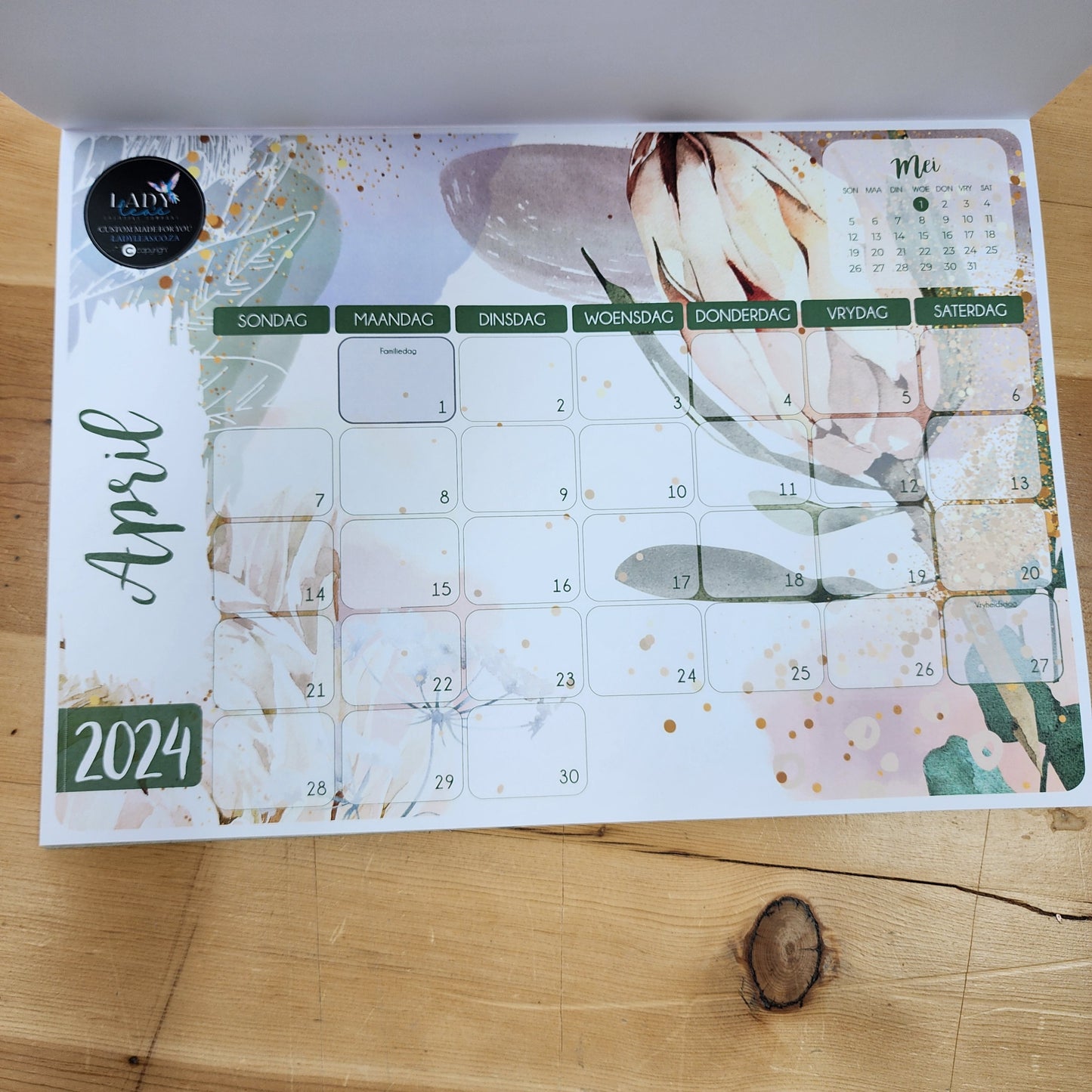 PROTEA GOLDEN DESKPAD
