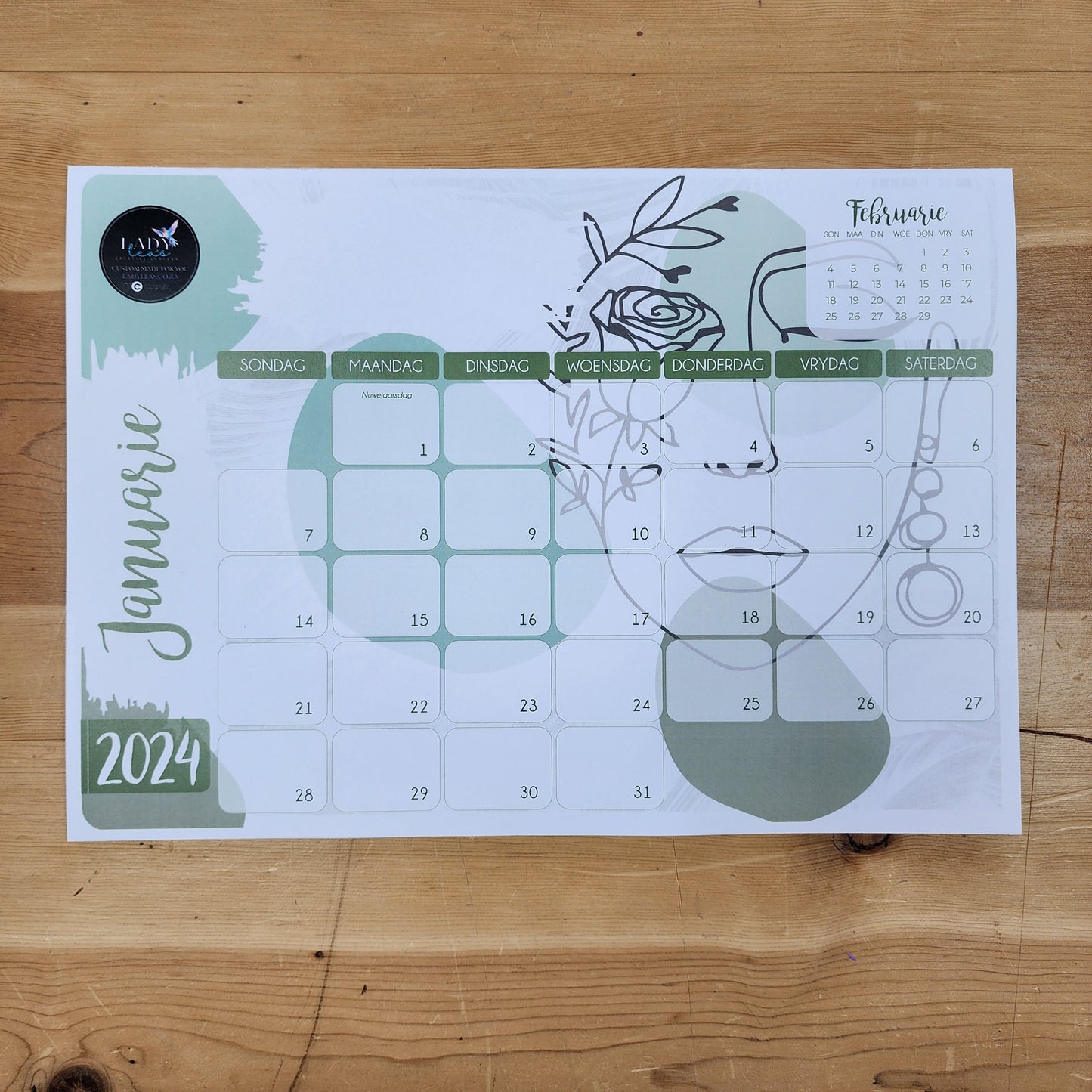 LADY OLIVE DESKPAD