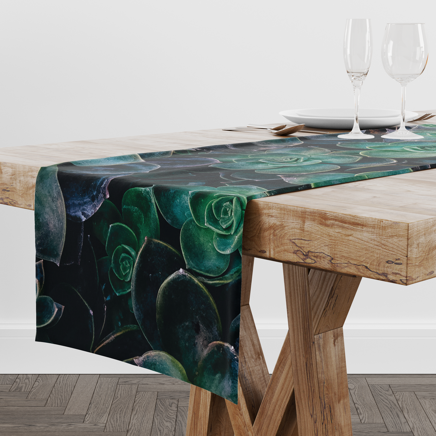 DARK SUCCULENTS RUNNER