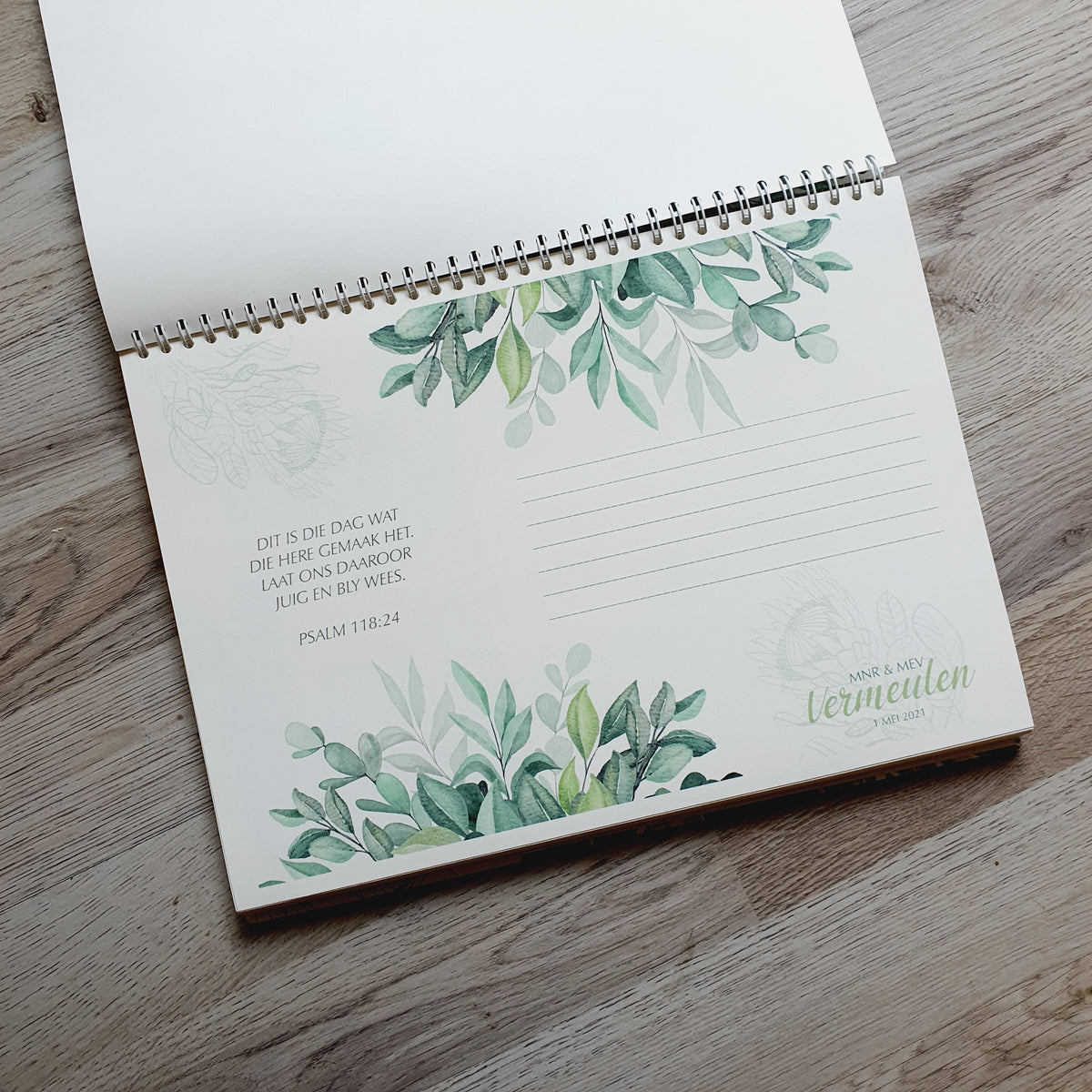 GREEN LEAVES WEDDING GUESTBOOK