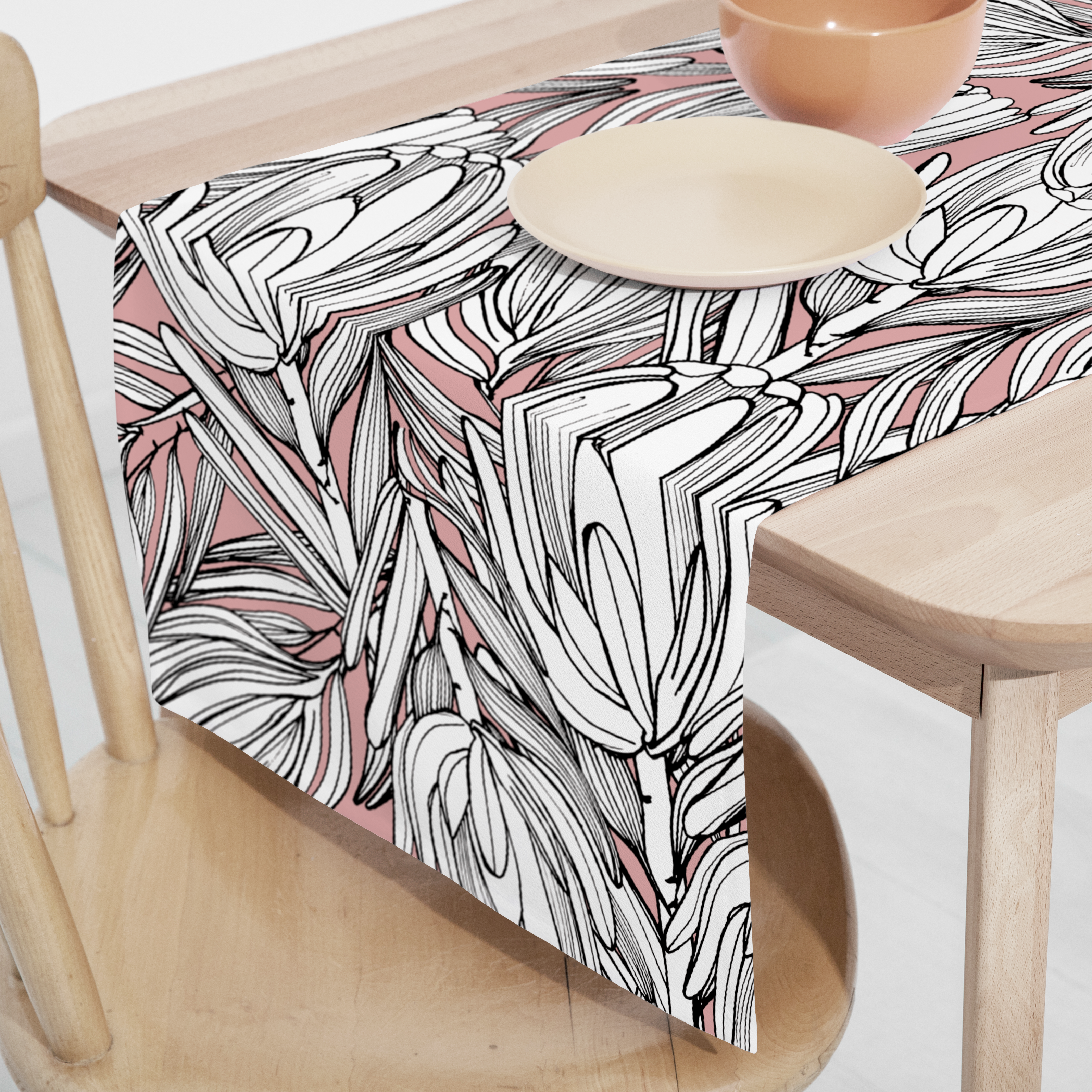 PROTEA PINK OUTLINE RUNNER