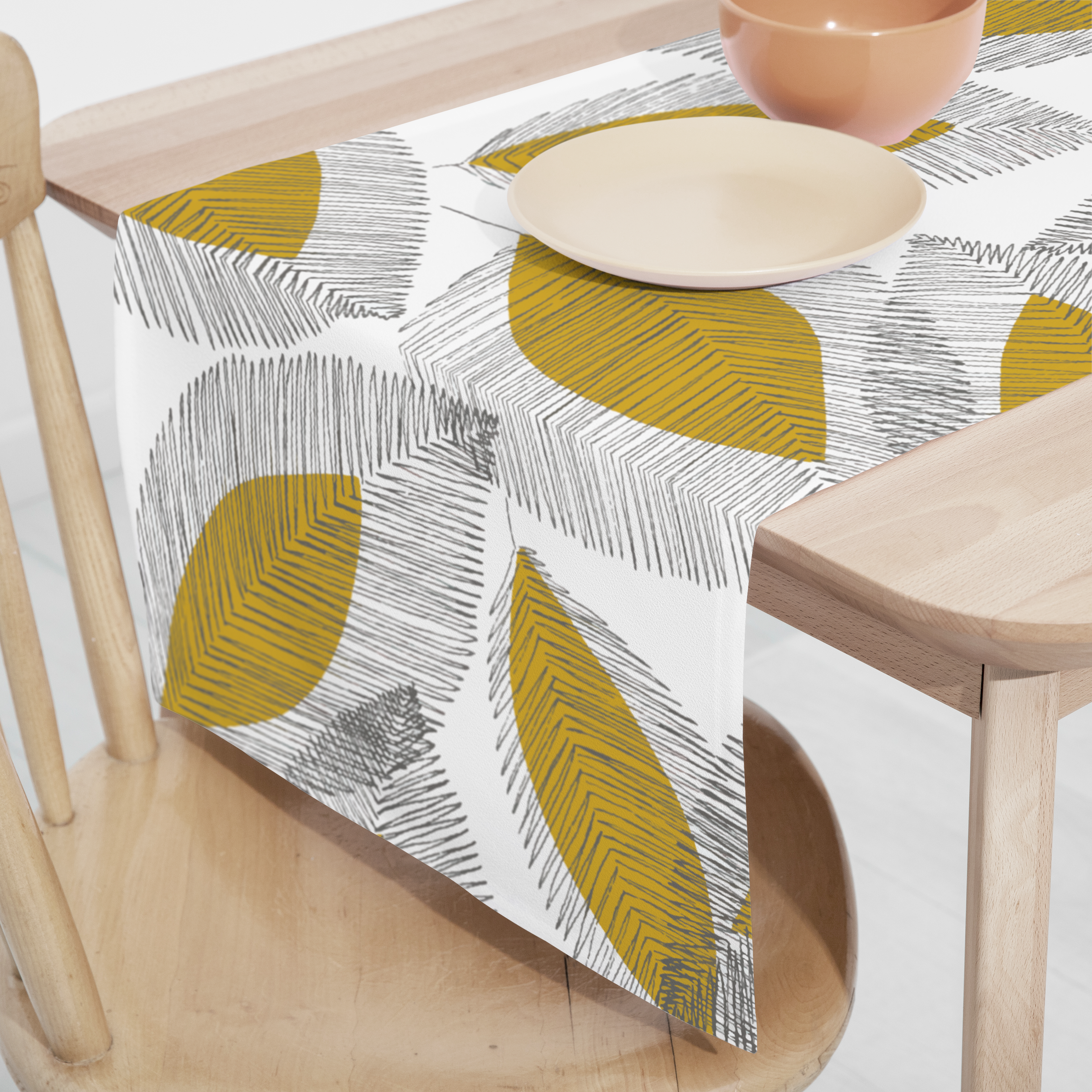 LINE DRAWN LEAVES MUSTARD PLACEMAT