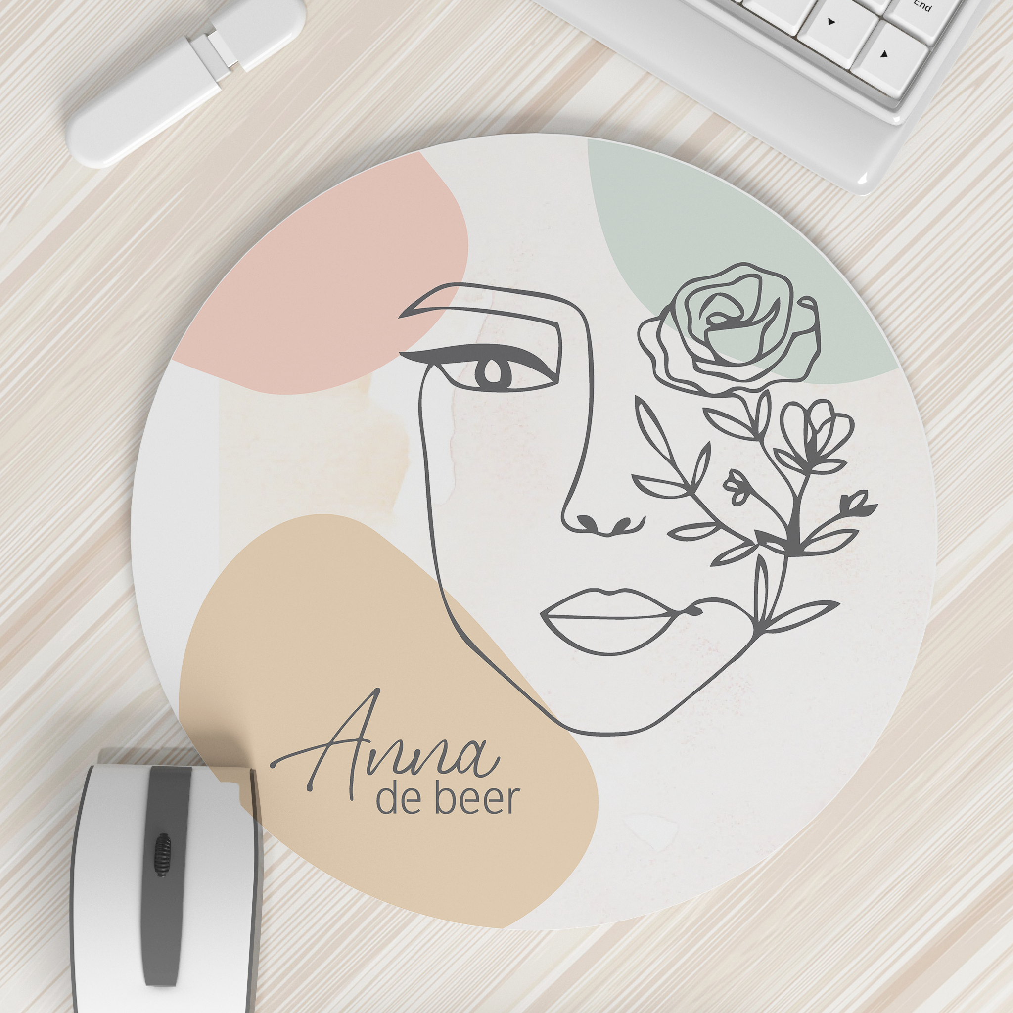LADY MUSK MOUSEPAD