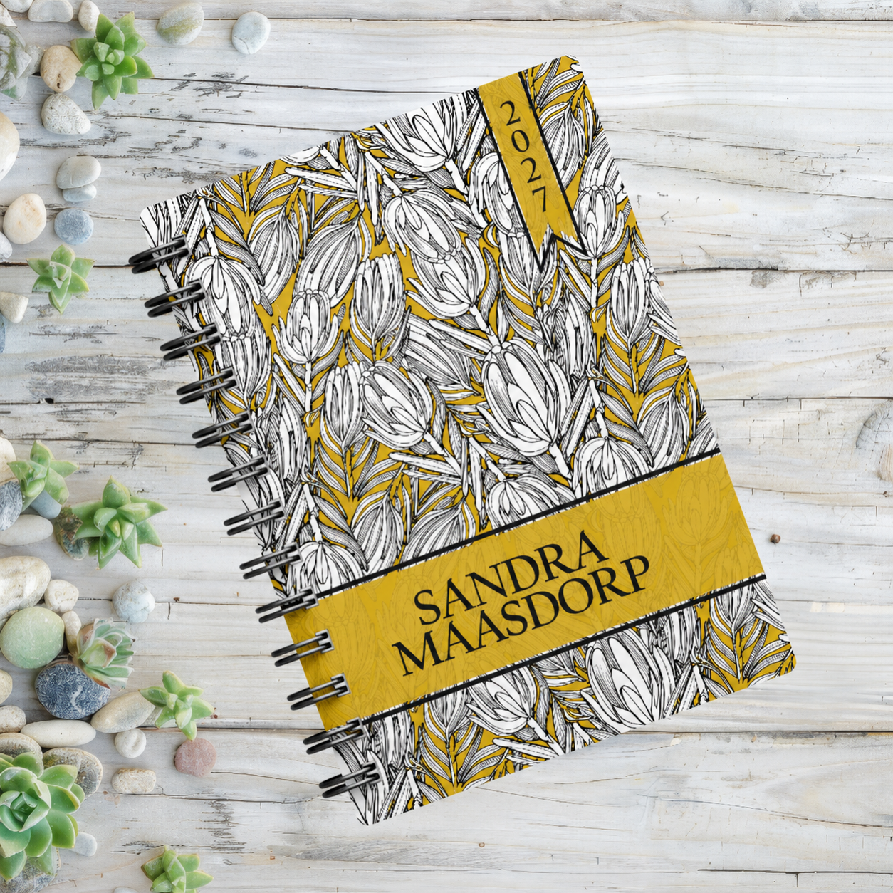PROTEA YELLOW OUTLINE 1 DAY DIARY 2027