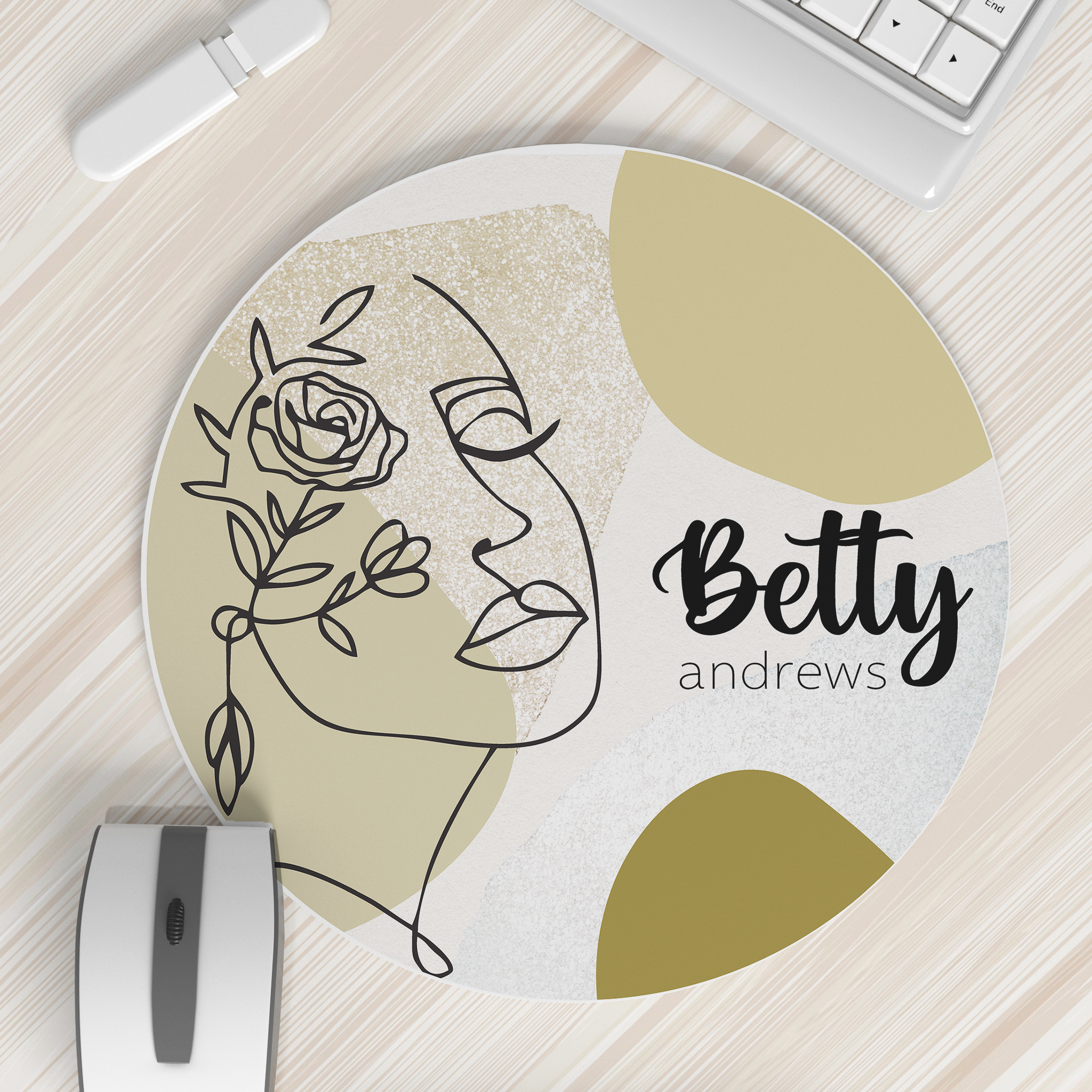 LADY GOLDEN MOUSEPAD