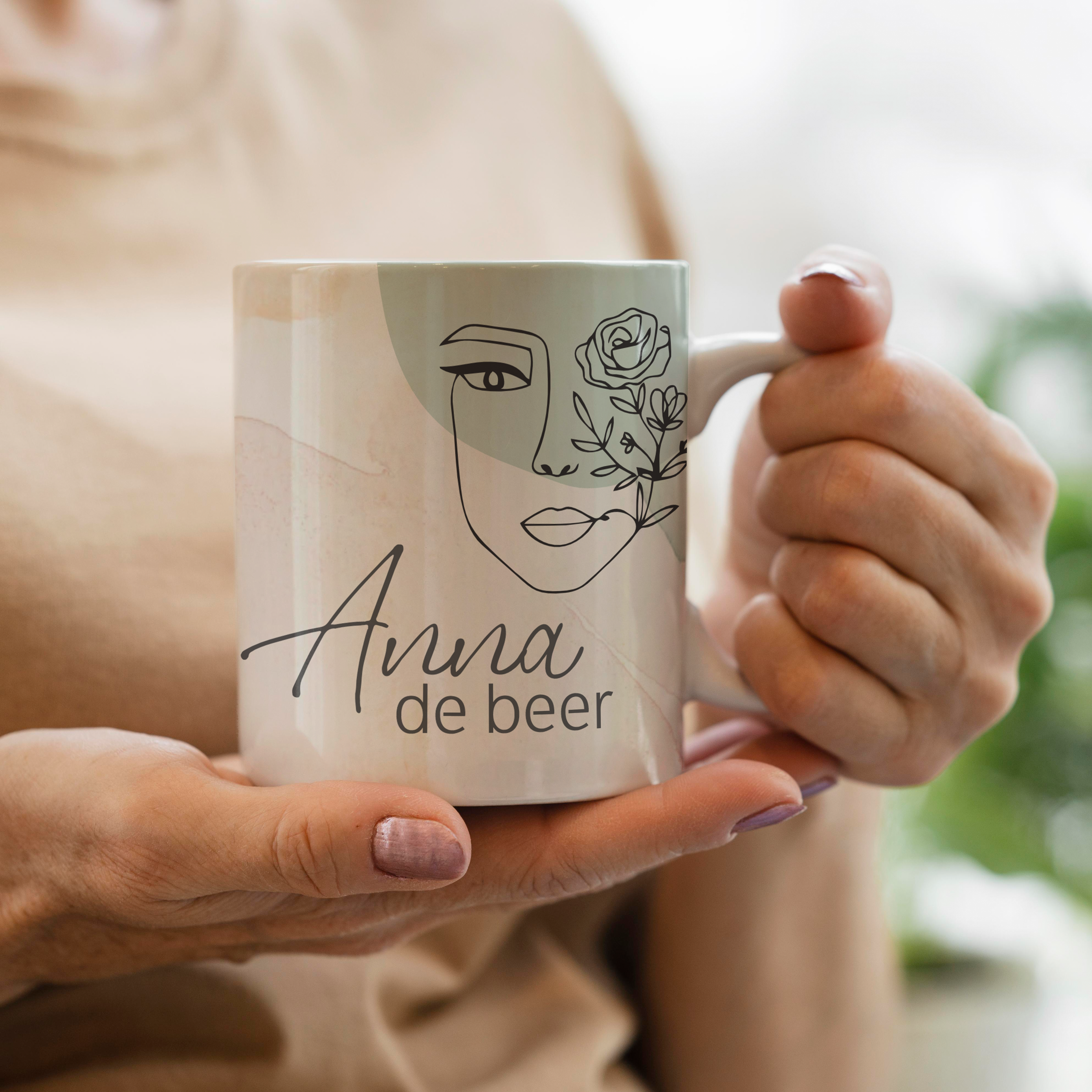 LADY MUSK MUG